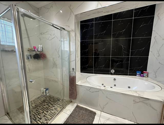 4 BEDROOM HOUSE FOR SALE IN BENDOR
